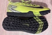 Nike Air Zoom Football boots/Astro trainers UK4