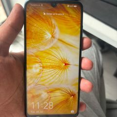 Huawei P30 Lite 128GB / 4GB RAM in Peacock Blue Used