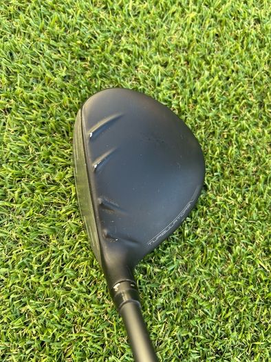 Full set of golf Taylormade clubs