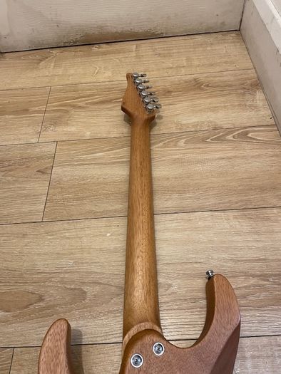 Suhr modern satin Great guitar (Price has dropped)
