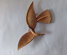 retro swan brooch