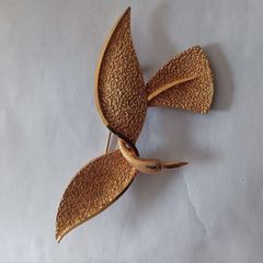 retro swan brooch