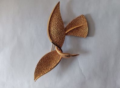retro swan brooch