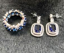 Beautiful set earrings and ring