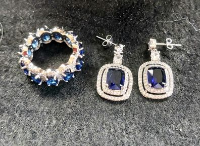 Beautiful set earrings and ring