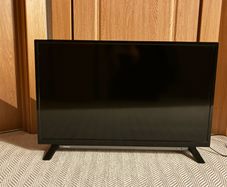 Toshiba tv great working condition 32 inch
