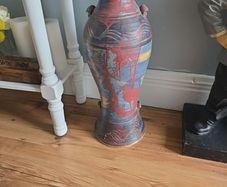 15 pieces of Michael Kennedy pottery. Mixed pieces and sizes. Great condition.