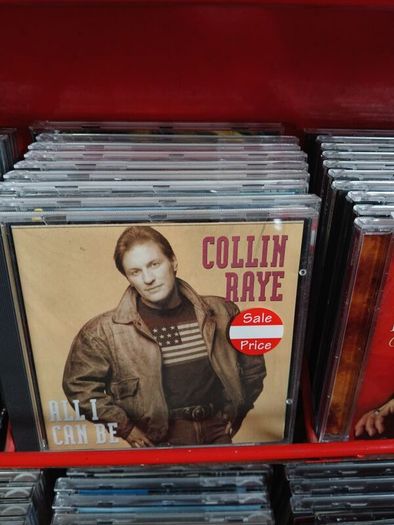 American Country music CD's (OVER 450 CDs)