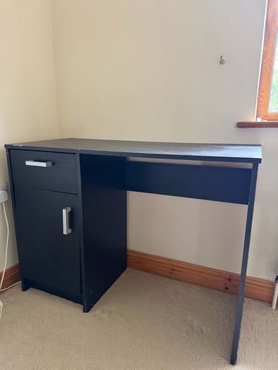Desk & Chair