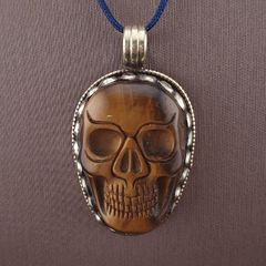 ress Vintage Tiger Eye Carved Stone Skull Shape Vintage Brass Desgin Pendant