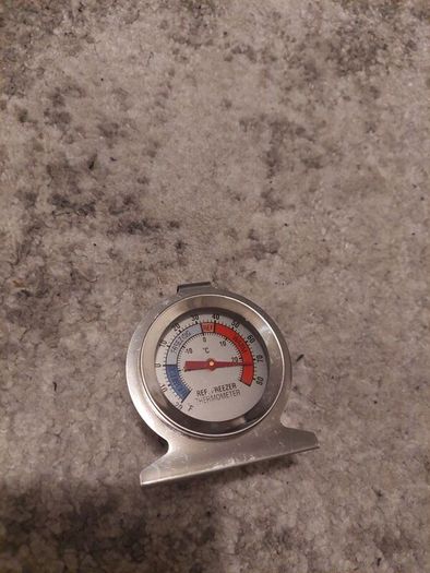 Fridge and freezer thermometer
