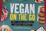 DK / Vegan on the Go /Jerome Eckmeier &amp; Daniela Lais/ 2017