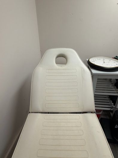 Beauty chair