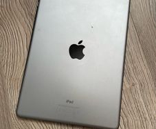 Ipad 5th gen 23gb
