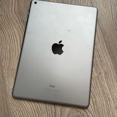 Ipad 5th gen 23gb