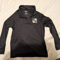 Kids Under Armour top