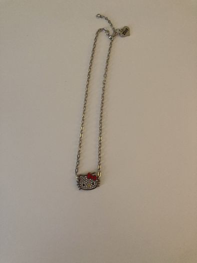 Hello kitty necklace