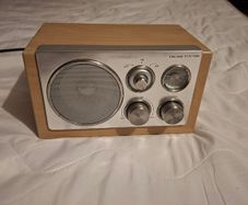 Retro Analog Kitchen/Bedside Radio AM/FM - Wooden Style Casing - Working Perfectly