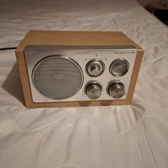 Retro Analog Kitchen/Bedside Radio AM/FM - Wooden Style Casing - Working Perfectly