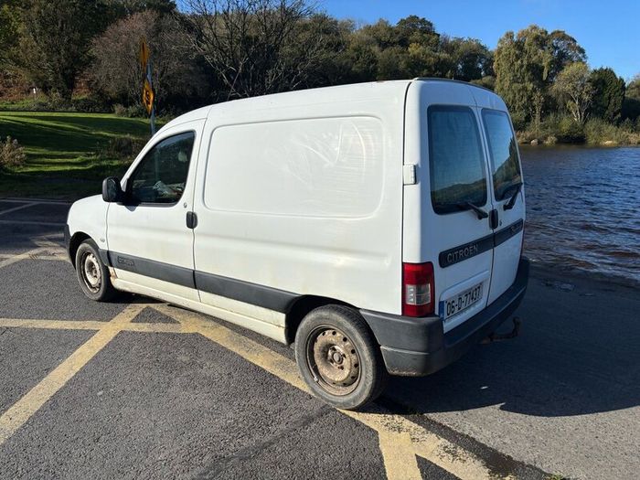 Citroen berlingo, with test