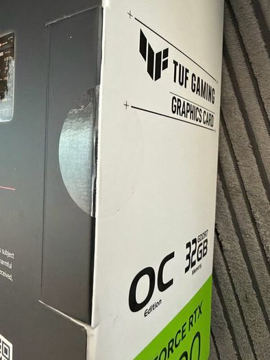 Asus RTX 5090 TUF Brand new / Sealed