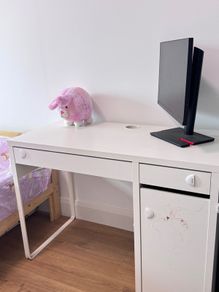 Working table with drawers