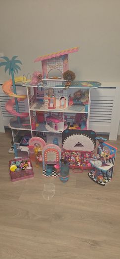 LOL doll house bundle