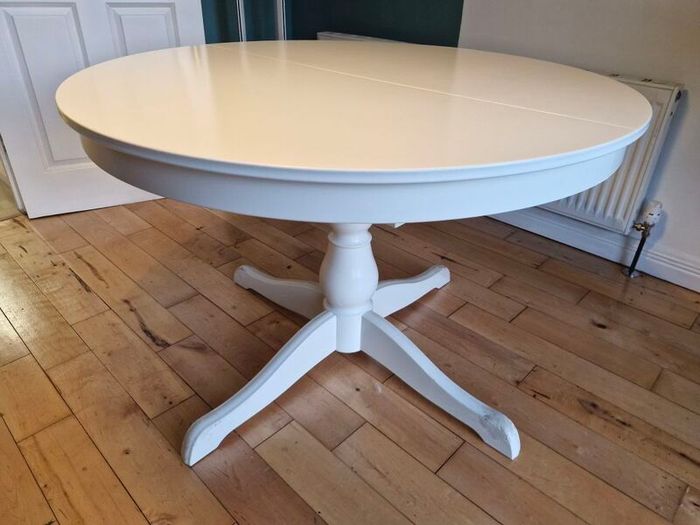 round table