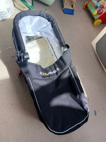 out n about bassinet (BRAND NEW)