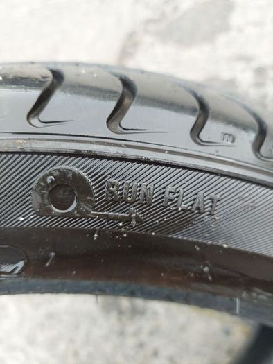Run flat tyre 245/40ZRF19