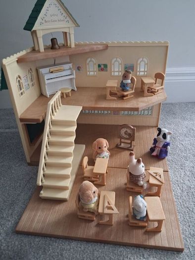 Sylvanian school