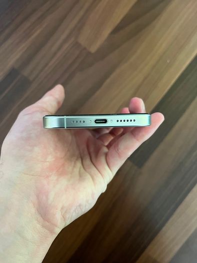 iphone 15 pro max 256 GB White