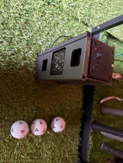 Square golf launch monitor