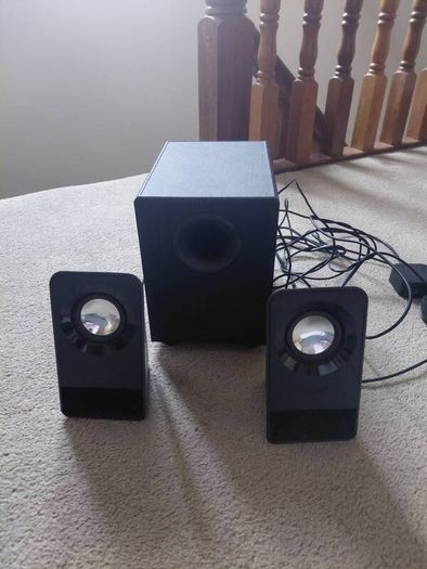 Logitech Compact 2.1 Speaker System