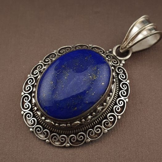 Beautiful Handmade Desgin 925 Silver & Lapis Lazuli Pendant