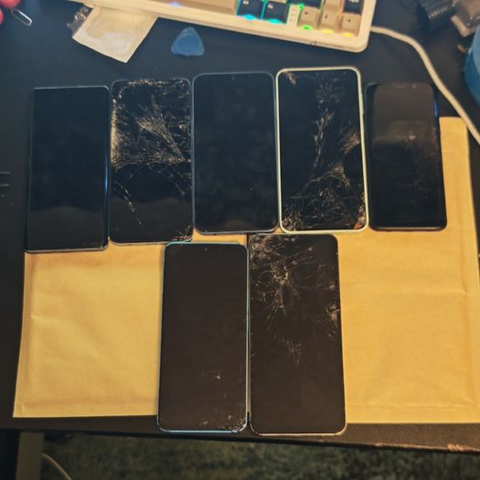 Job Lot 7x Modern Android Phones - Samsung / Honor / Redmi - Spares & Repairs