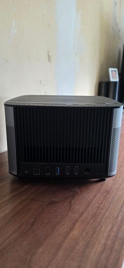 Xgimi H2 Projector