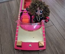 LOL surprise car