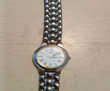 ladies Seiko gold plated quartz watch