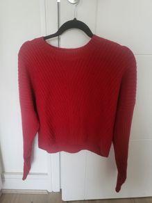 Hollister ladies cropped red jumper