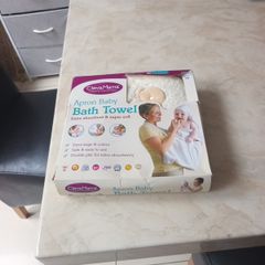 Cleva Mama Apron Baby Bath Towel.  B.N.W.T.  In Original  Box.
