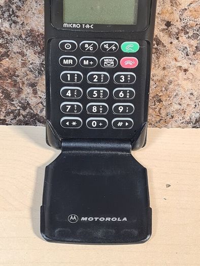 Vintage Motorola Micro Tac International 5200 Mobile Phone  For Parts Repair Collector