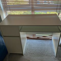 computer desk