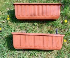 Set of 2 Self Watering Plant Boxes