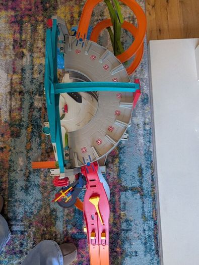 2015 Hotwheels Ultimate Garage Playset