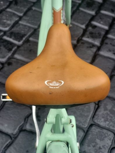 Ladies bike ready to used read add details