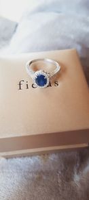 9 ct White Gold & Sapphire ring,size O. Cubic Zirconia