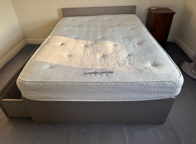 Double Bed with 4 Storage Drawers