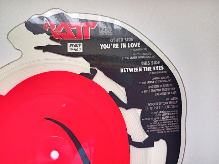 Ratt  You Re In Love  Shaped Pic Disc