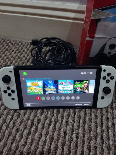 Nintendo Switch Oled + Animal Crossing